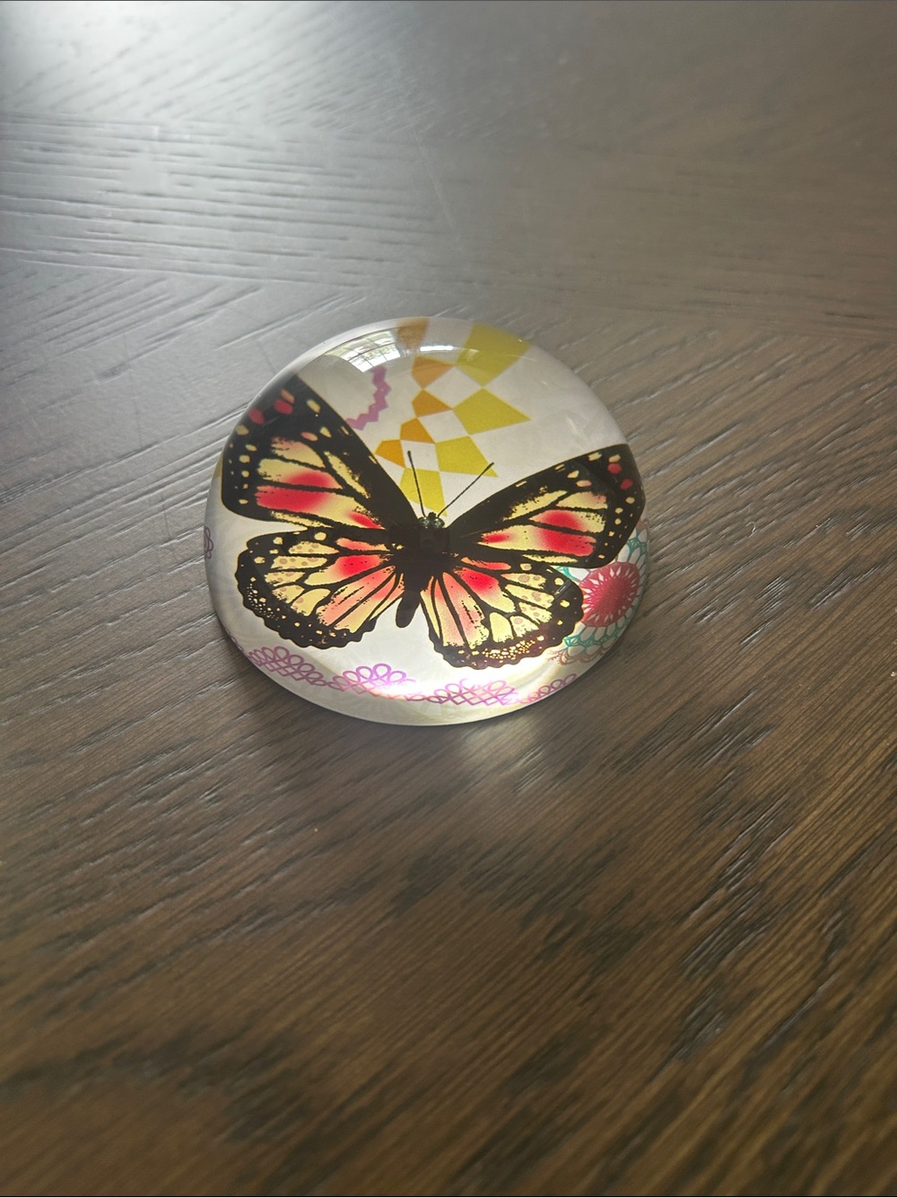 Butterfly Glass Paperweight  GORGEOUS - Picture 2 of 3
